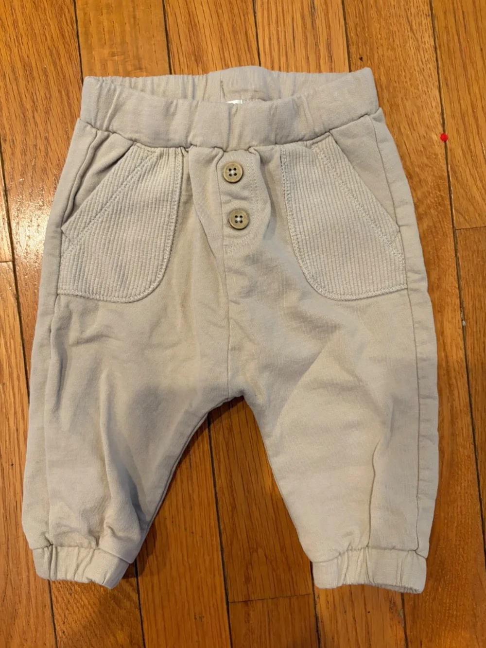Newbie 2-4mo pants